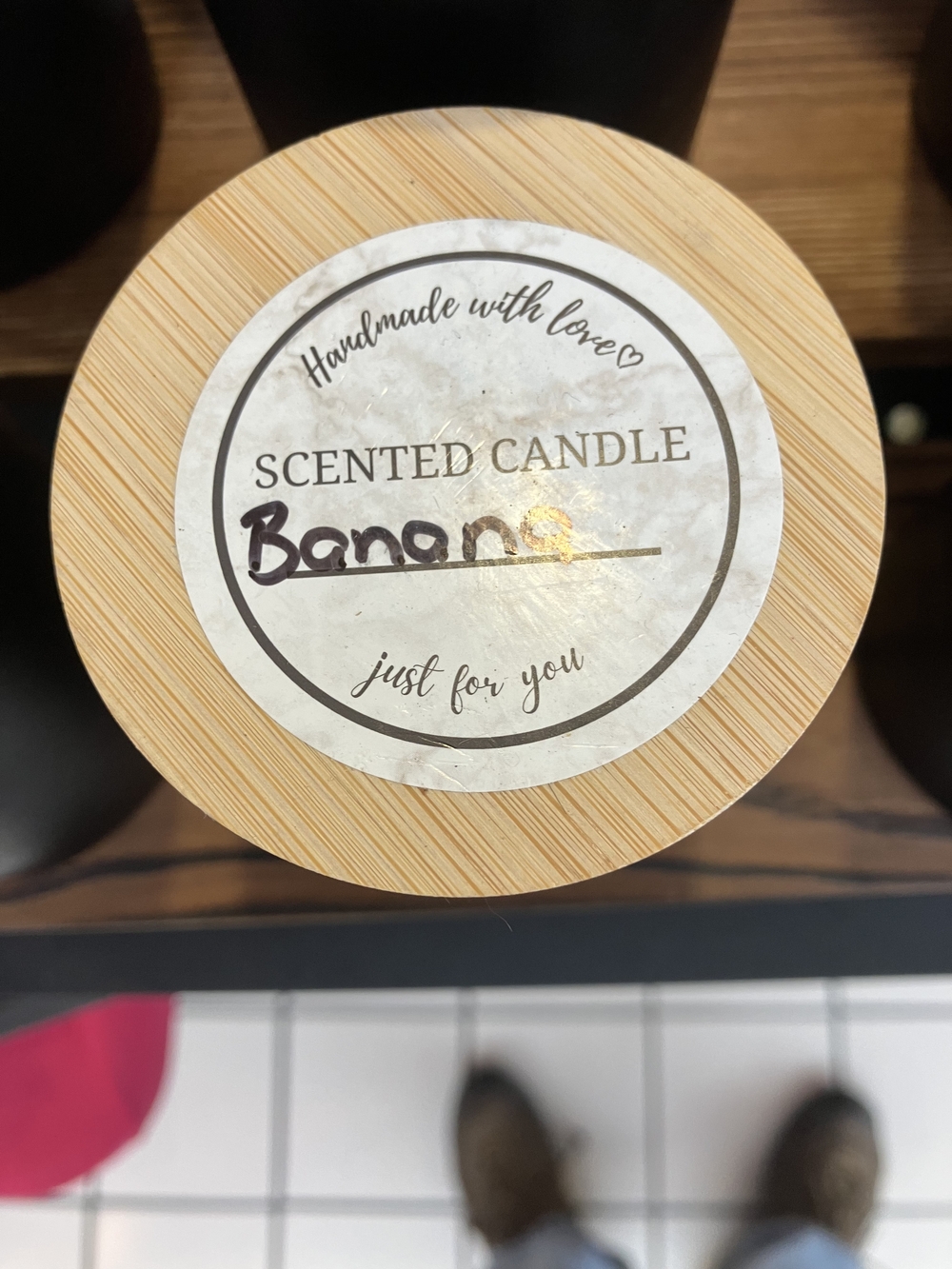 Banana Scented Candle with Wood-Effect Lid - Natural Color
